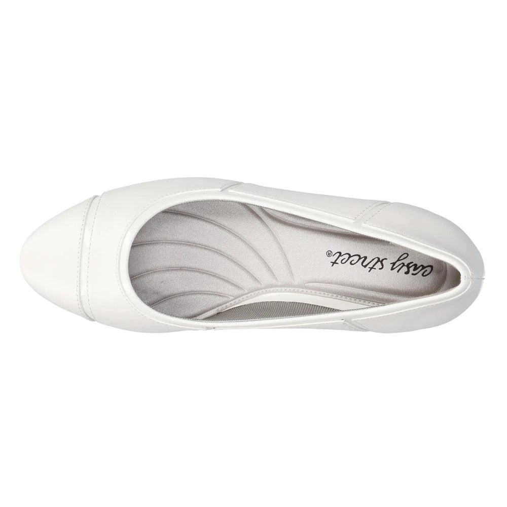 Easy Street Datia Block Heel Pumps 4