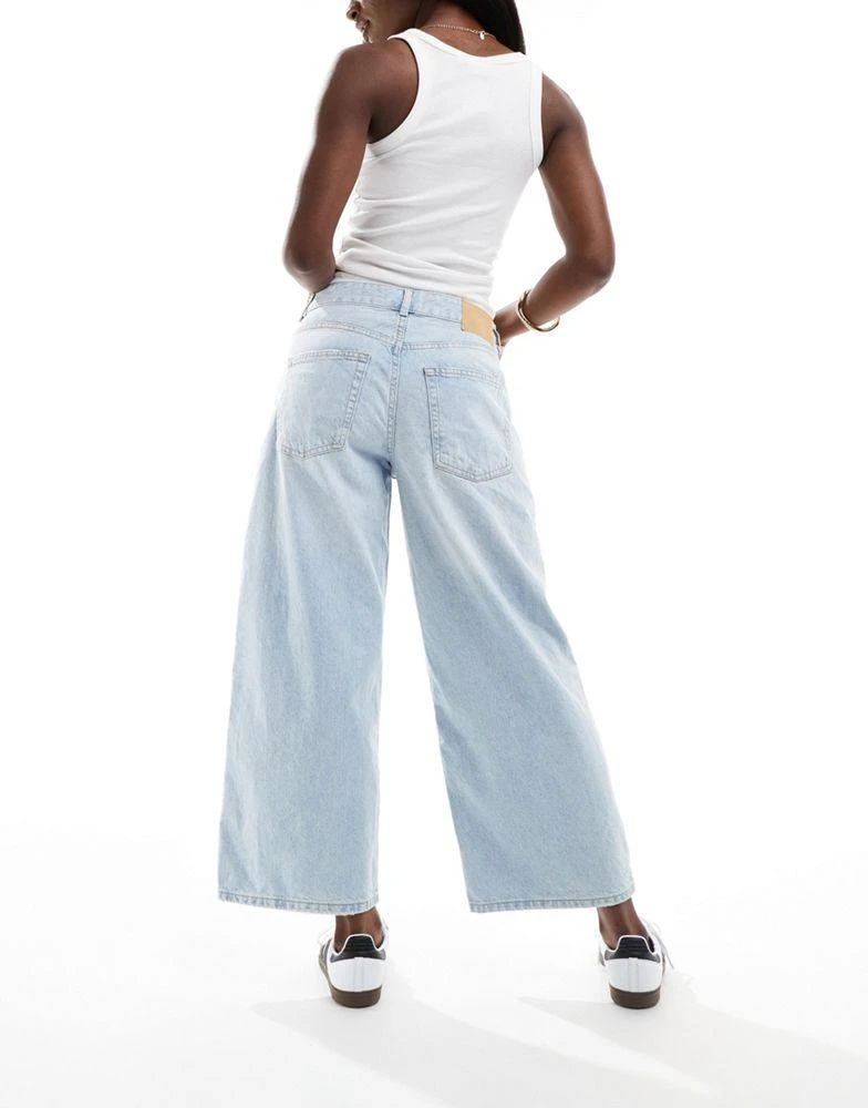 Pull&Bear Pull&Bear cropped wide leg jean in light wash blue 5