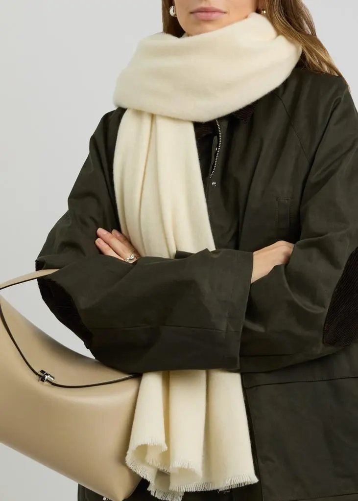 Totême Wool scarf 2
