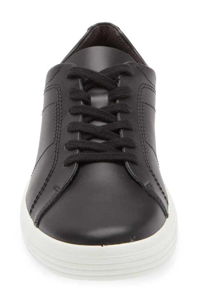 ECCO Classic Low Top Sneaker 3