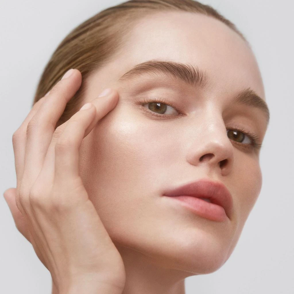 Chantecaille Bio Lifting Eye Cream 4