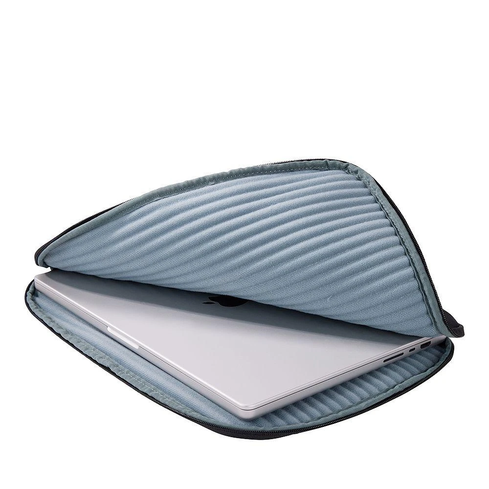 Thule Subterra 2 16" MacBook Sleeve 6