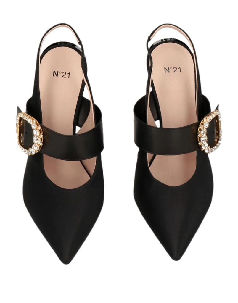 N°21 Pump 4