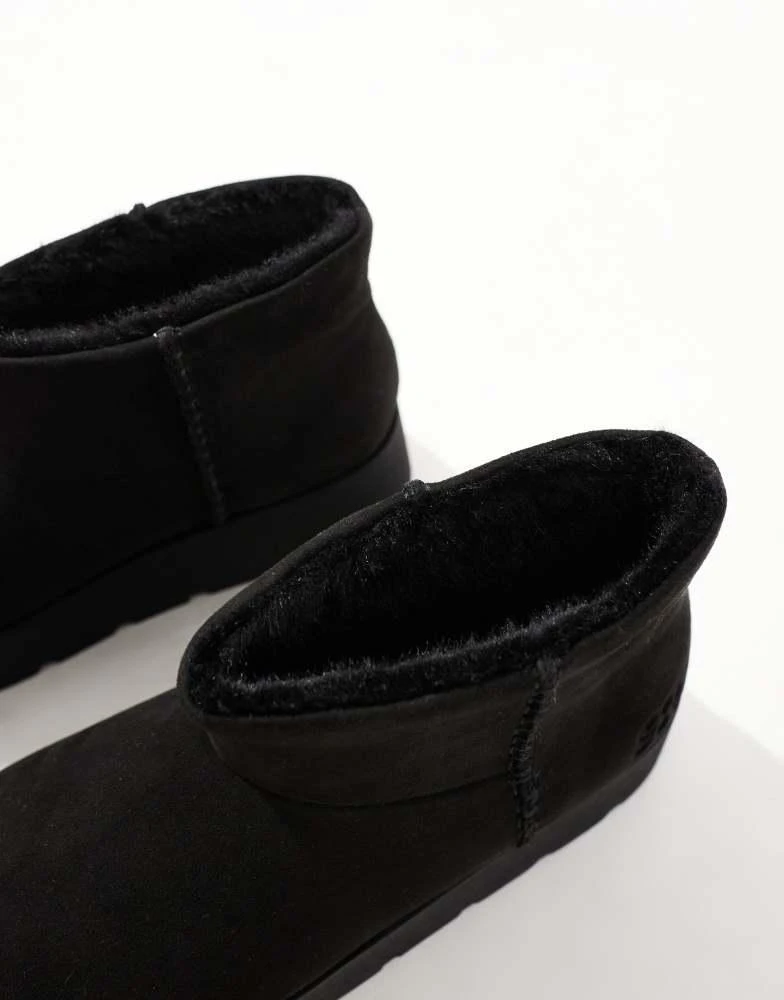 Pull&Bear Pull&Bear cosy platform ankle boot in black 2
