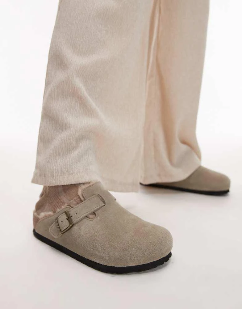 Birkenstock Birkenstock Unisex Boston shearling clogs in taupe 1