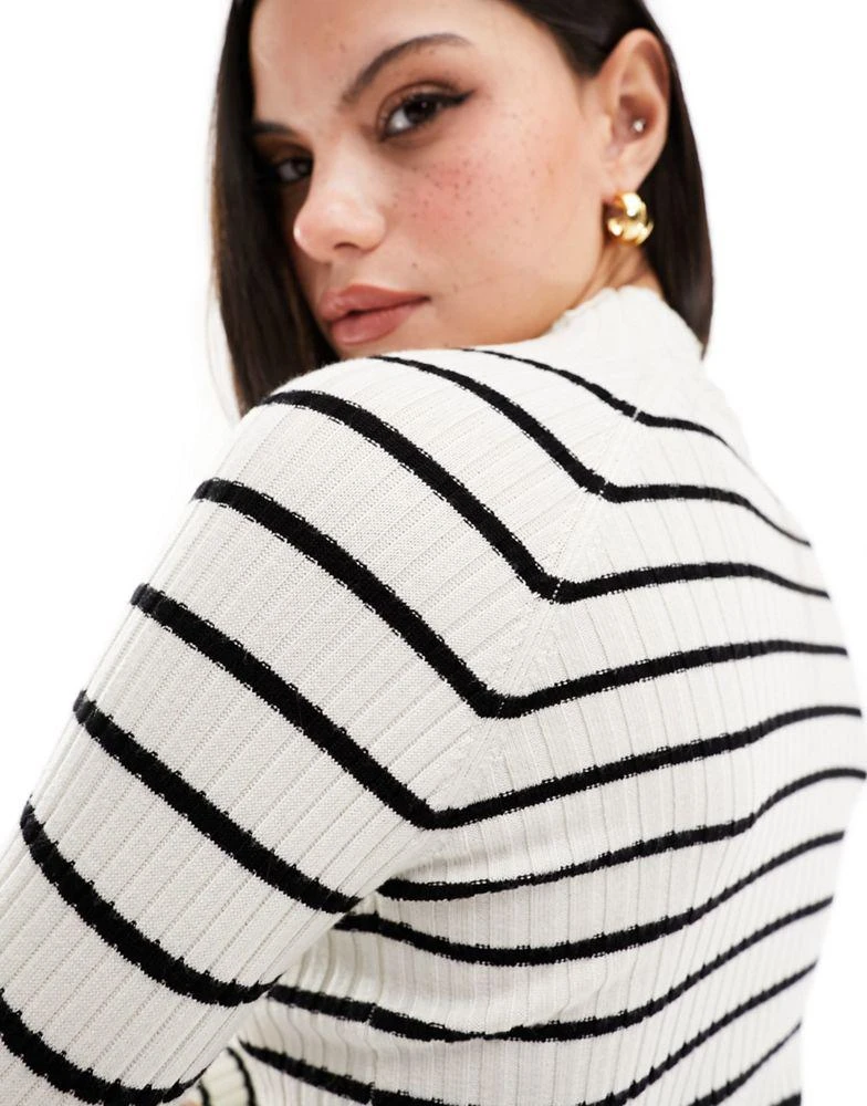 Stradivarius Stradivarius high neck jumper in white & black 2