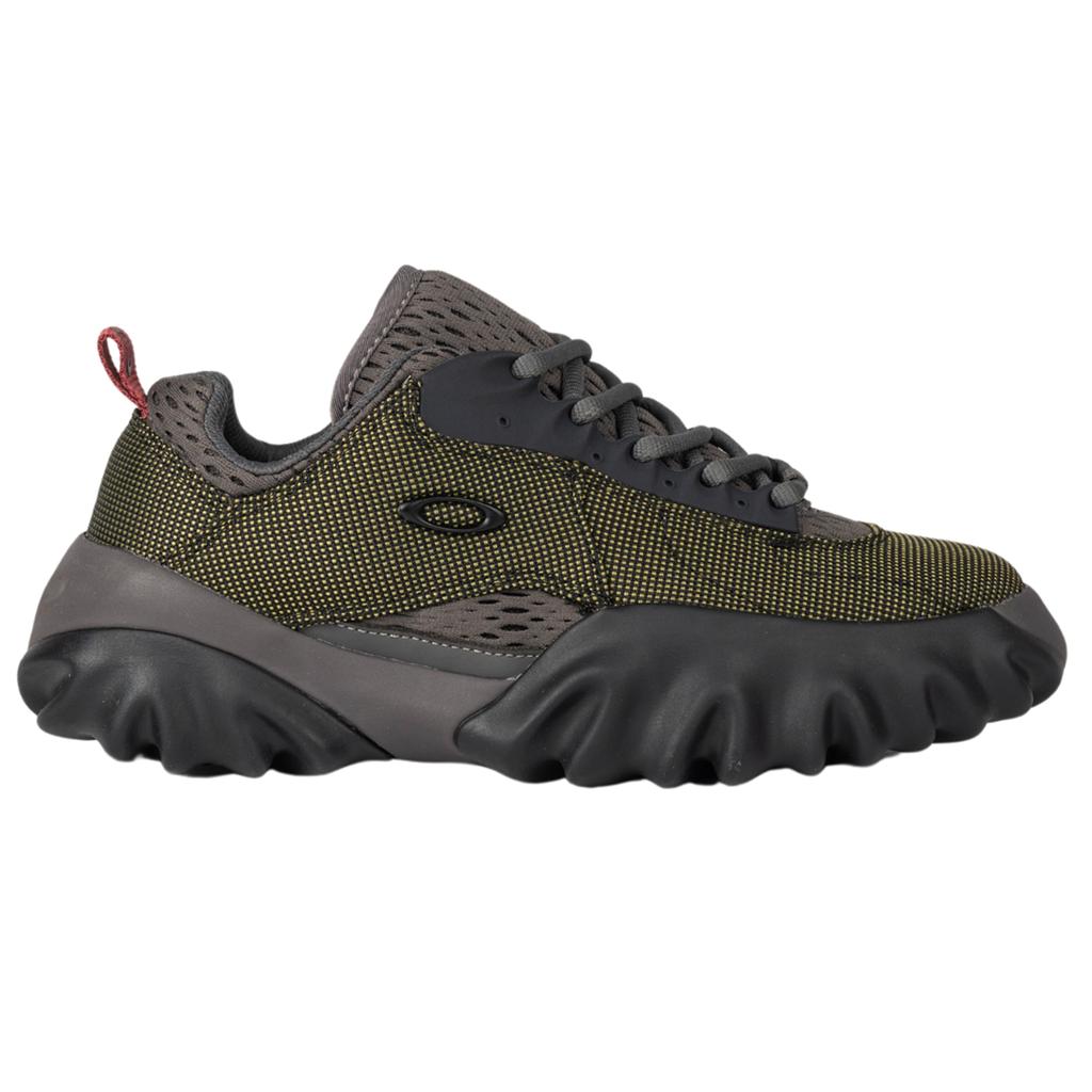 Oakley Factory Team Chop Saw Jacquard Sneakers in Black/Yellow