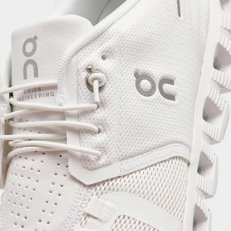 On Women
s On Cloud 5 Running Shoes 3