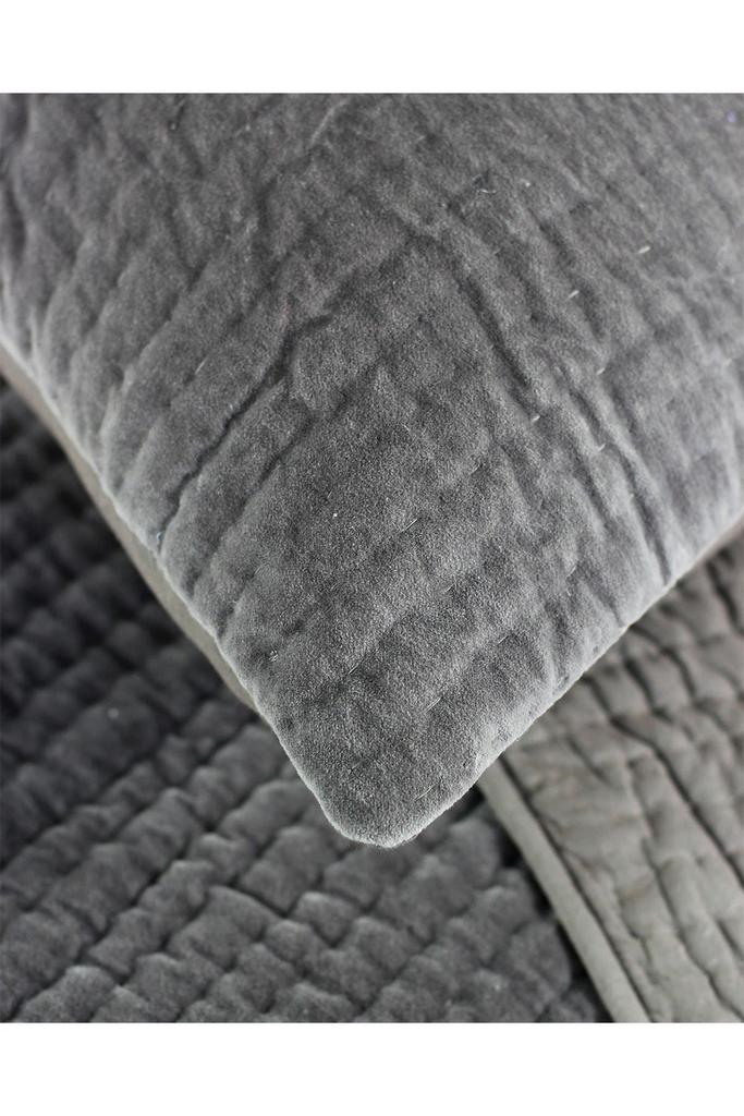 Melange Home Tamara Velour Quilt 3-Piece Set