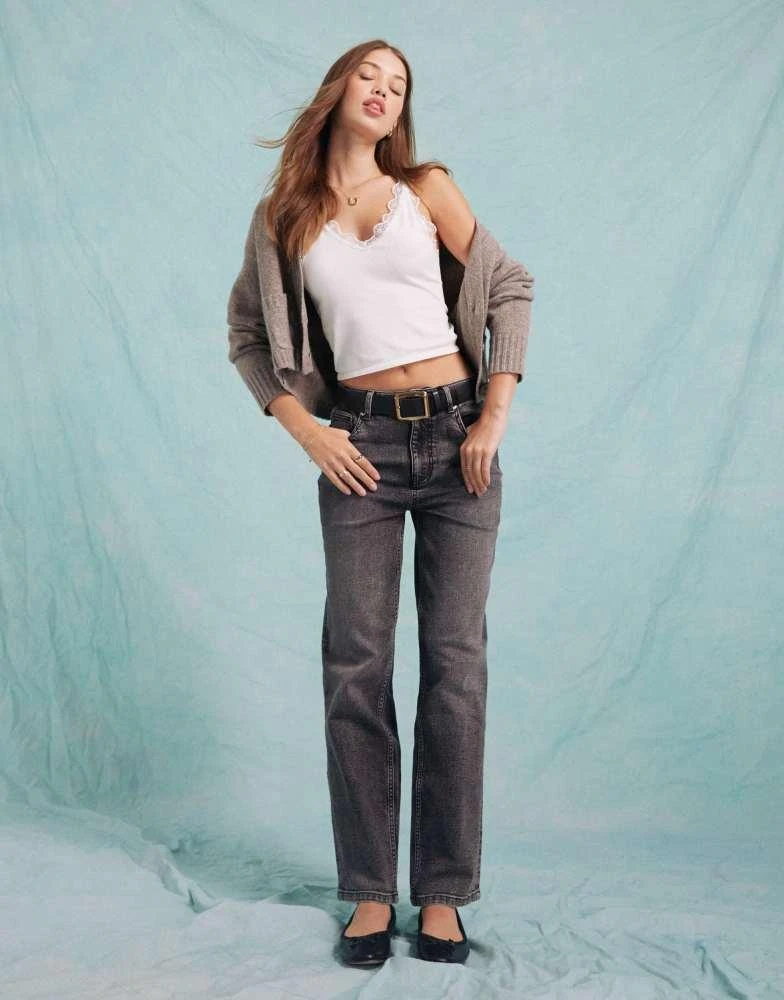 Miss Selfridge Miss Selfridge heart pocket straight leg jean in black 2