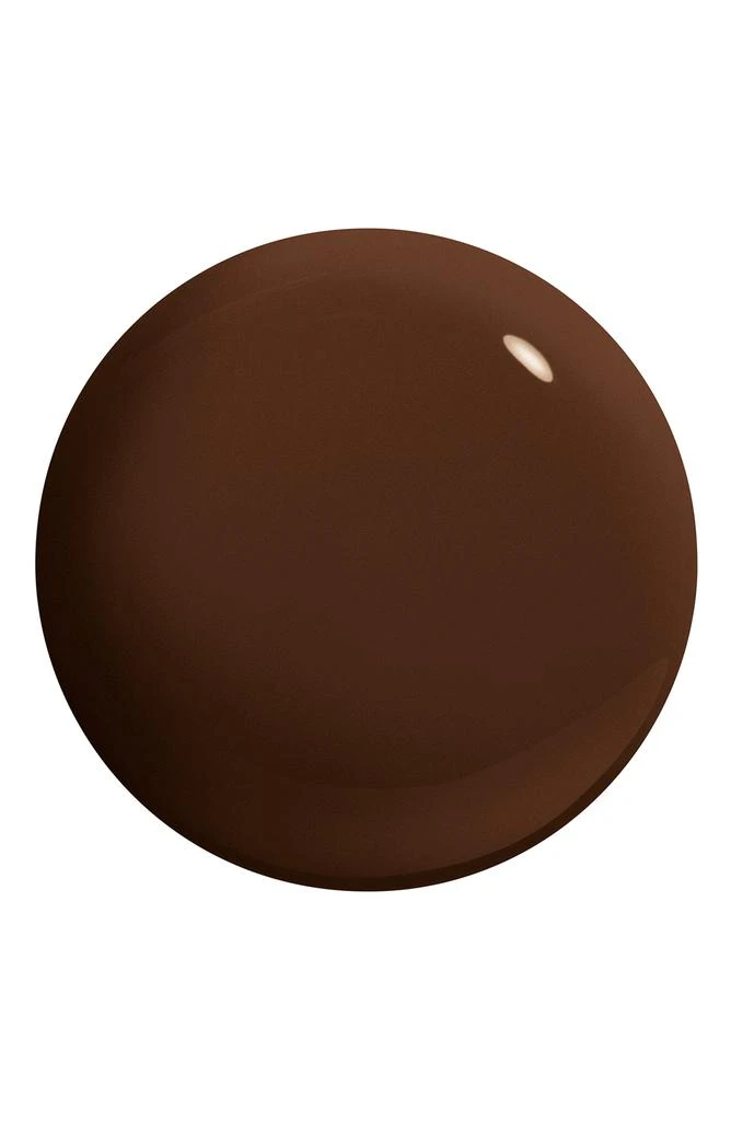 Stila Hide & Chic Foundation 5