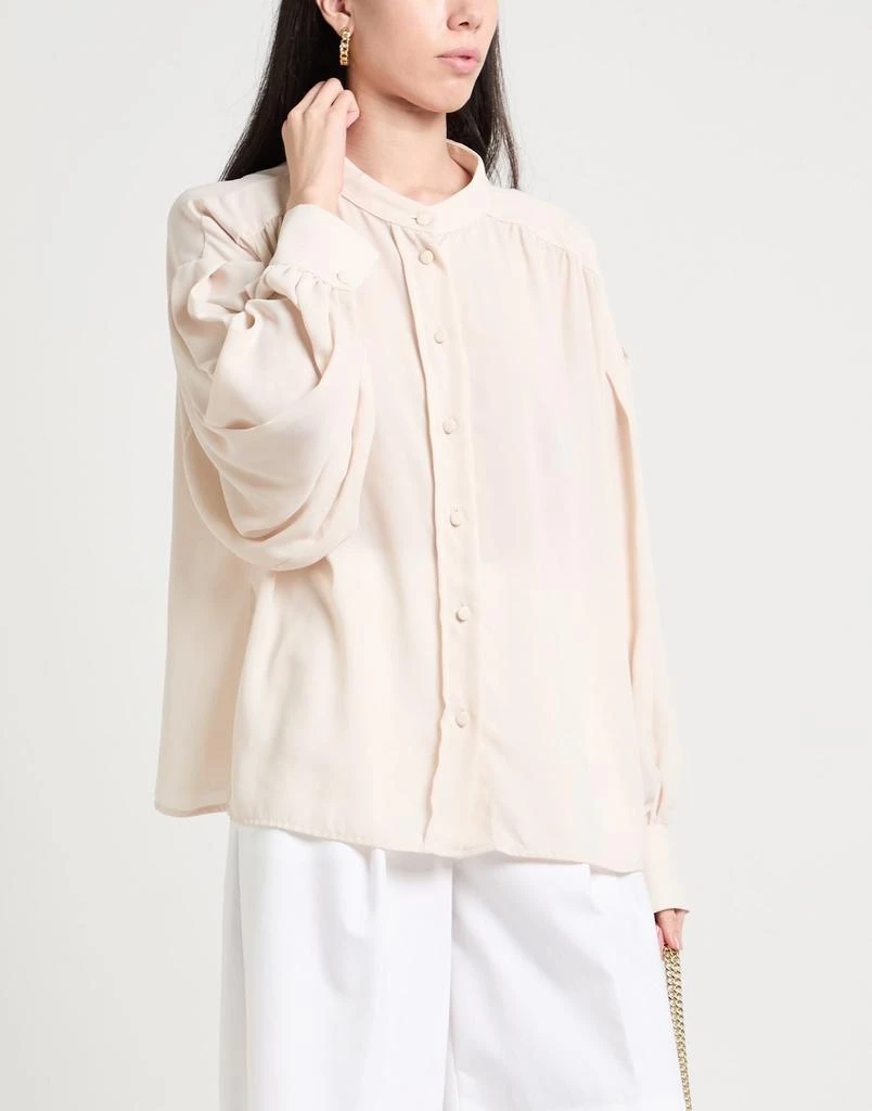 TOY G. Solid color shirts 
blouses 4