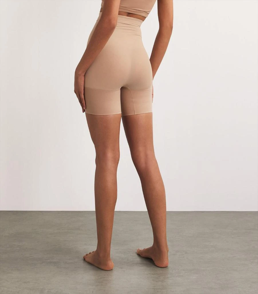 SKIMS Everyday Sculpt Mid-Thigh Shorts 3