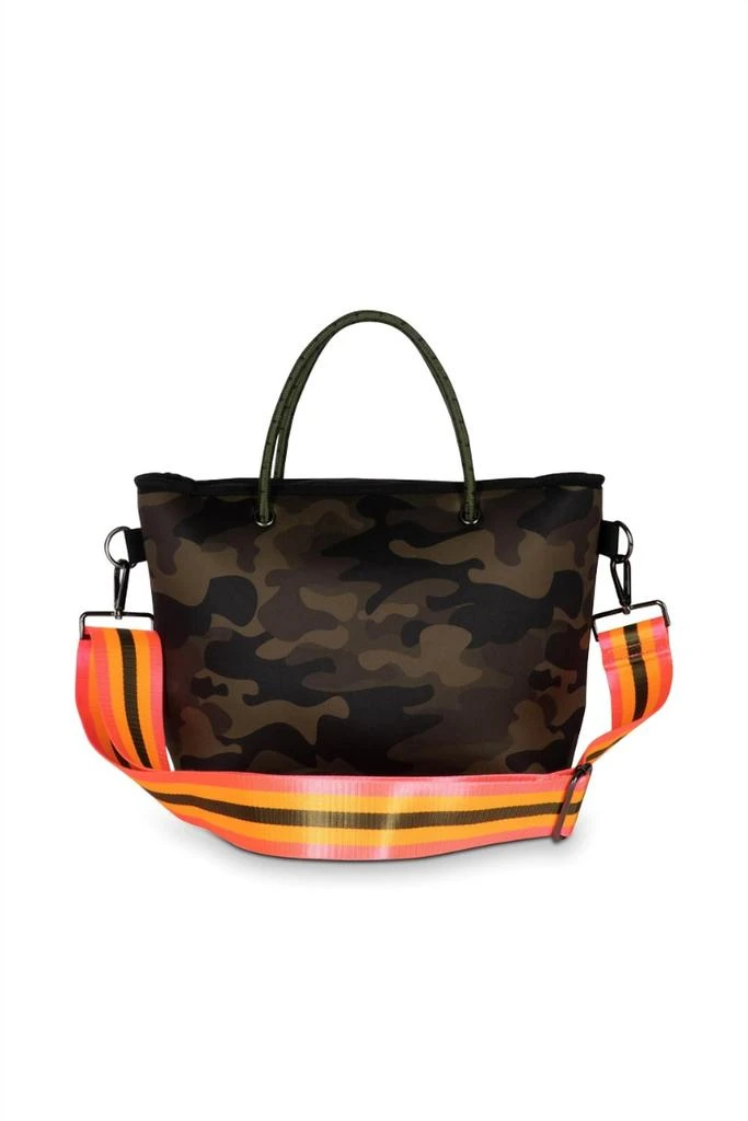 HAUTE SHORE Women's Ryan Showoff Mini Tote Bag In Green Camo/hot Pink 2