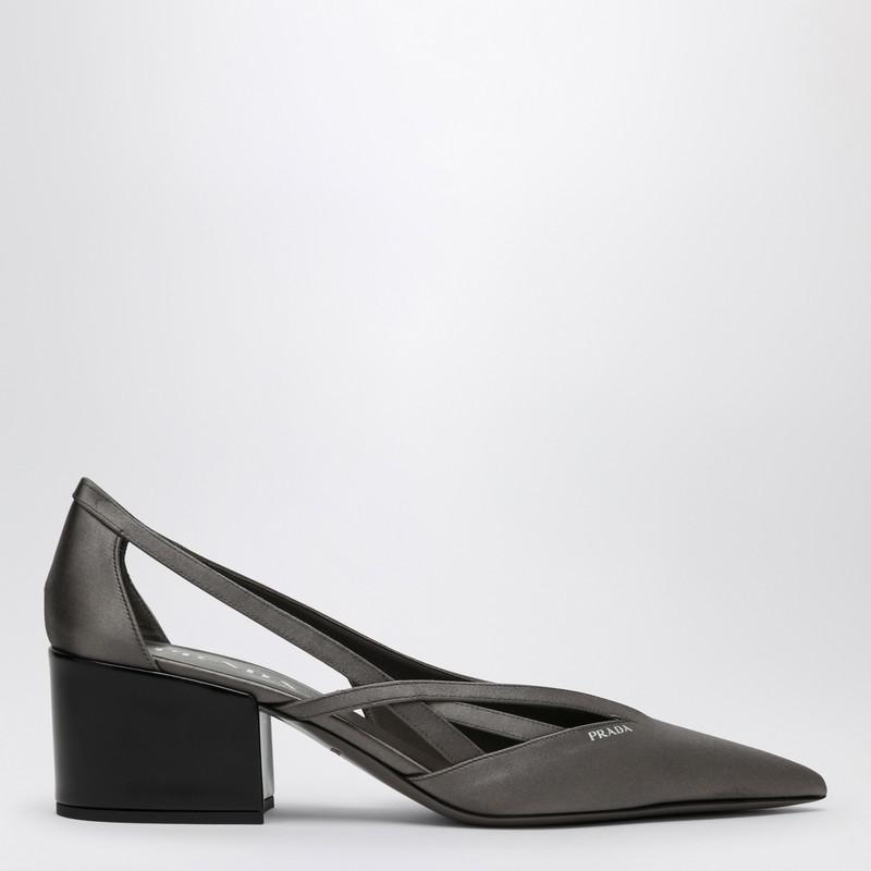 パンプス PRADA SLATE GREY SATIN DECOLLETE WITH CUT OUT Prada Slate grey satin décolleté with cut out - High Heels