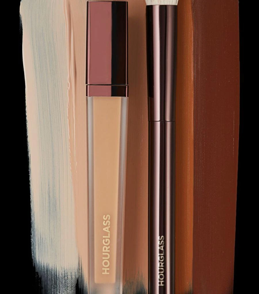 HOURGLASS Vanish Concealer Brush 3