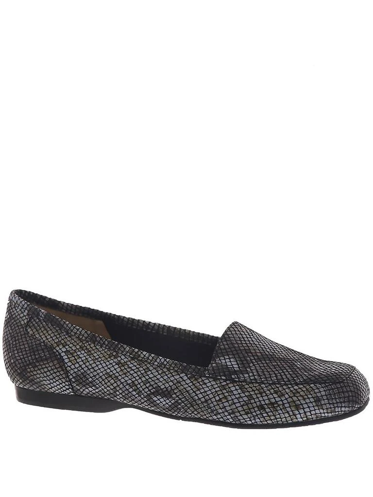 Array Freedom Womens Slip On Loafers 26