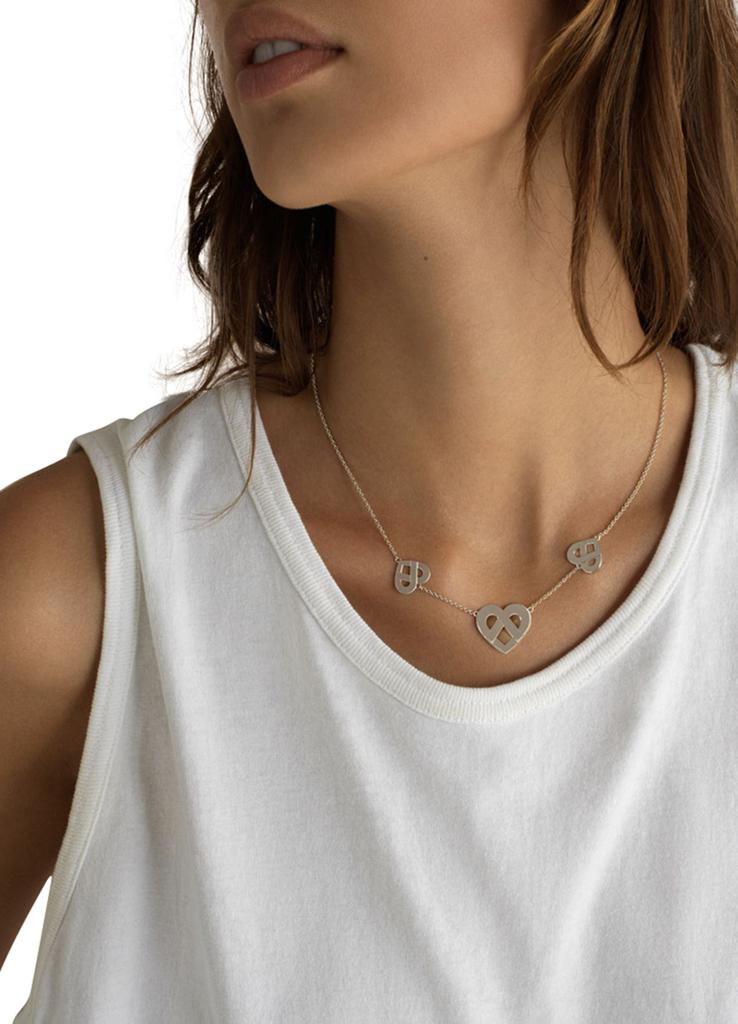 Poiray Cœur Entrelacé necklace