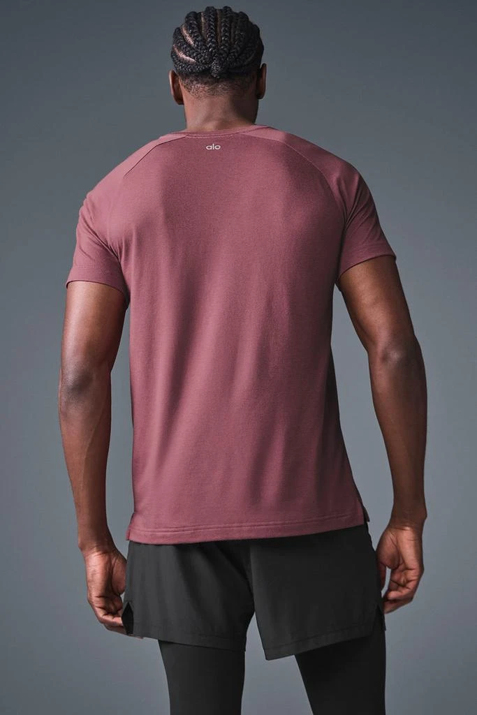 Alo Triumph Raglan Tee - Burgundy Truffle 3
