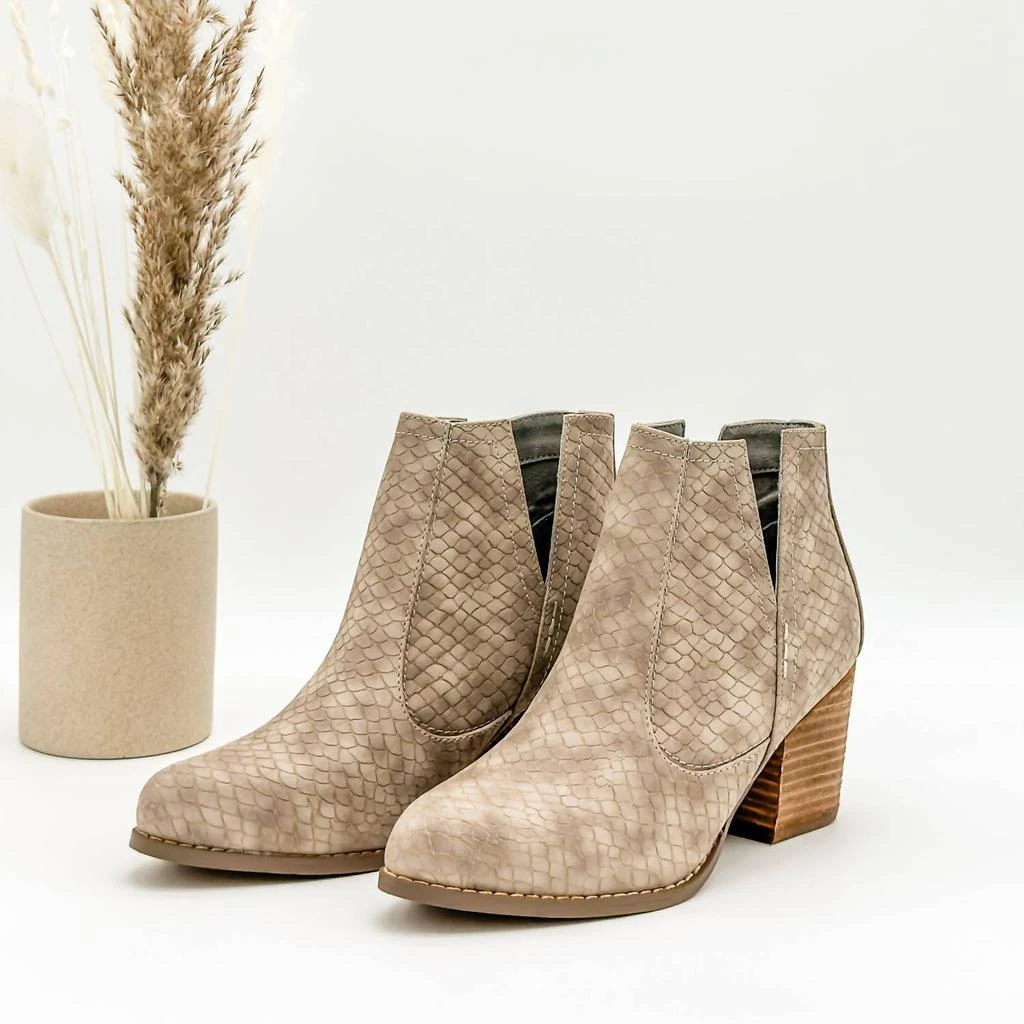 Not Rated Not Rated - Women's Tarim Bootie 5
