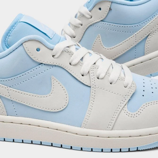 Jordan Women's Air Jordan 1 Low SE Casual Shoes 3