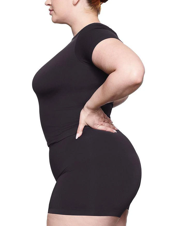 SKIMS Soft Smoothing Seamless T Shirt 2