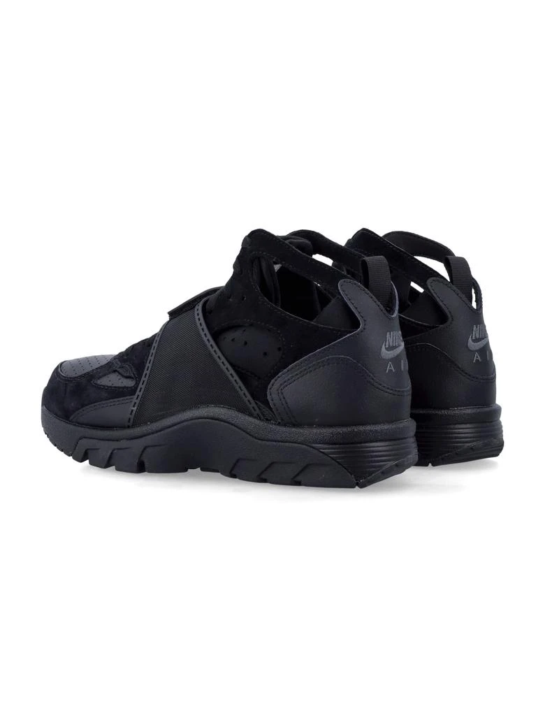 NIKE AIR HUARACHE TRAINER 4