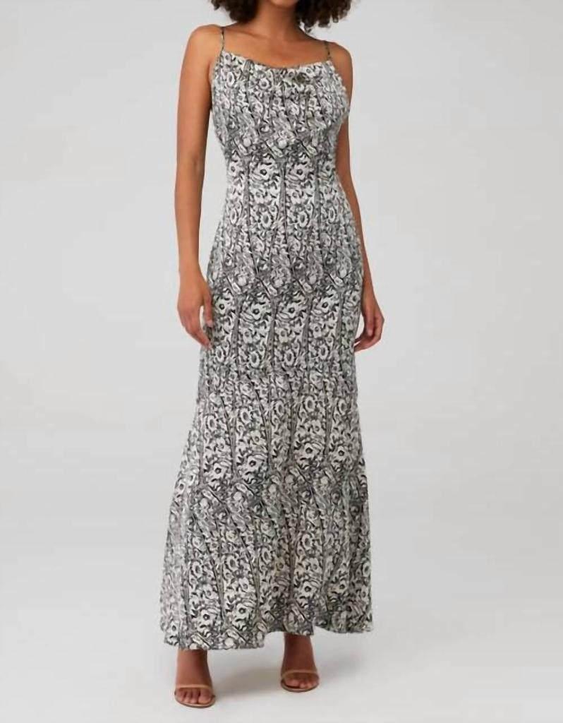Elliatt Autonomy Maxi Dress In Black/white