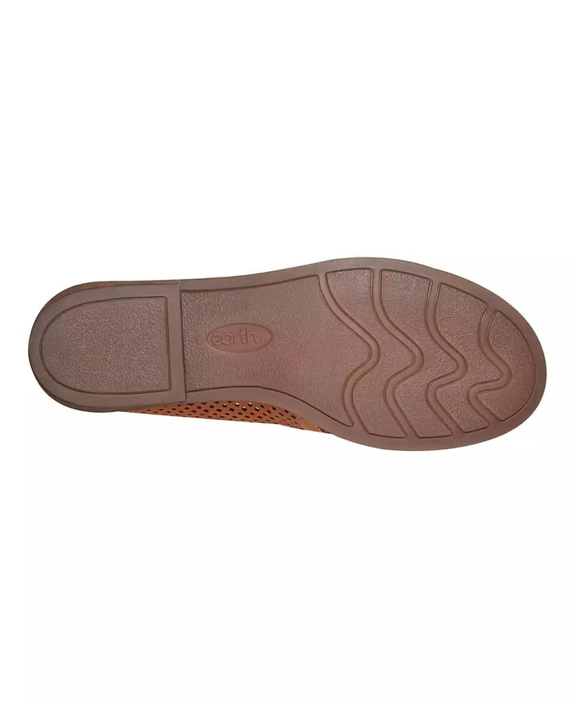 Earth Women's Evvie Round Toe Slip-on Casual Loafers 6