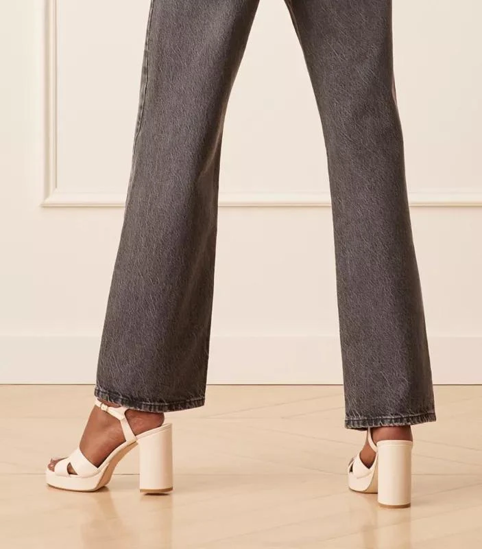 Stuart Weitzman DAYNA PLATFORM SANDAL 6