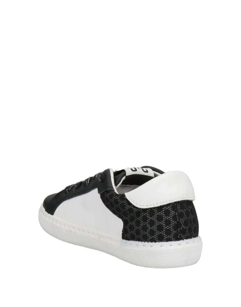 2STAR Sneakers 3