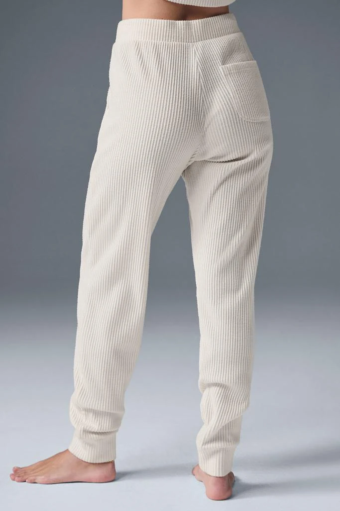 Alo Muse Sweatpant - Ivory 3
