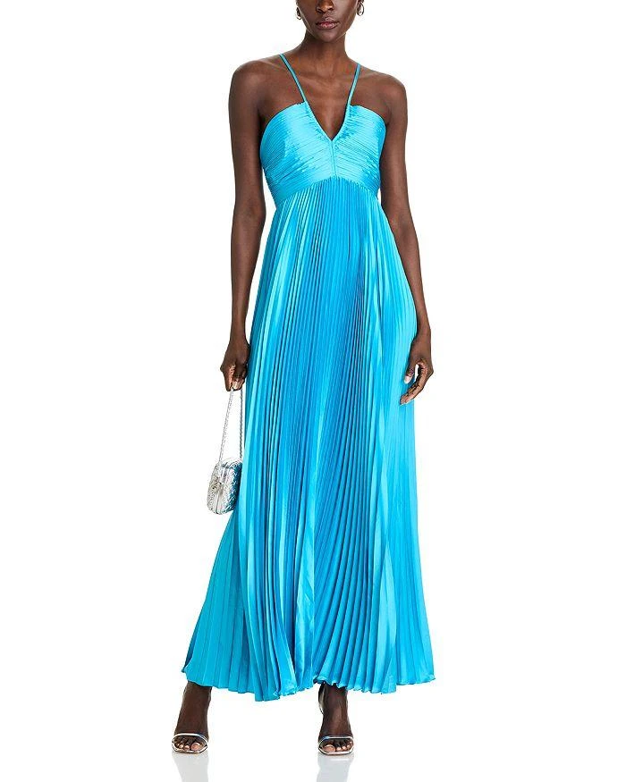 Likely Tino Gown 3