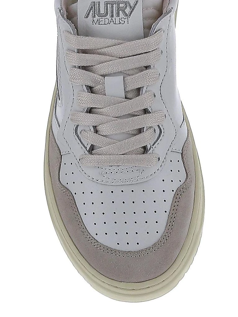 Autry Medalist Sneakers 4