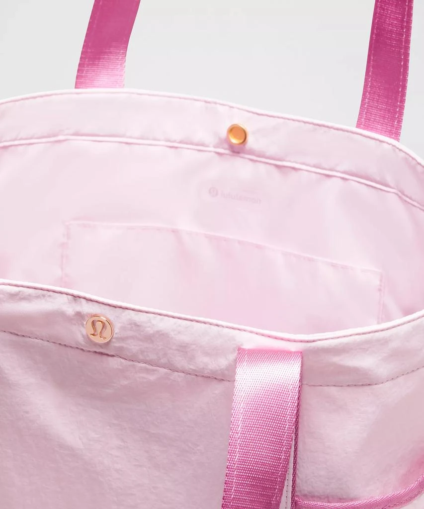 Lululemon Daily Multi-Pocket Tote Bag 20L 23