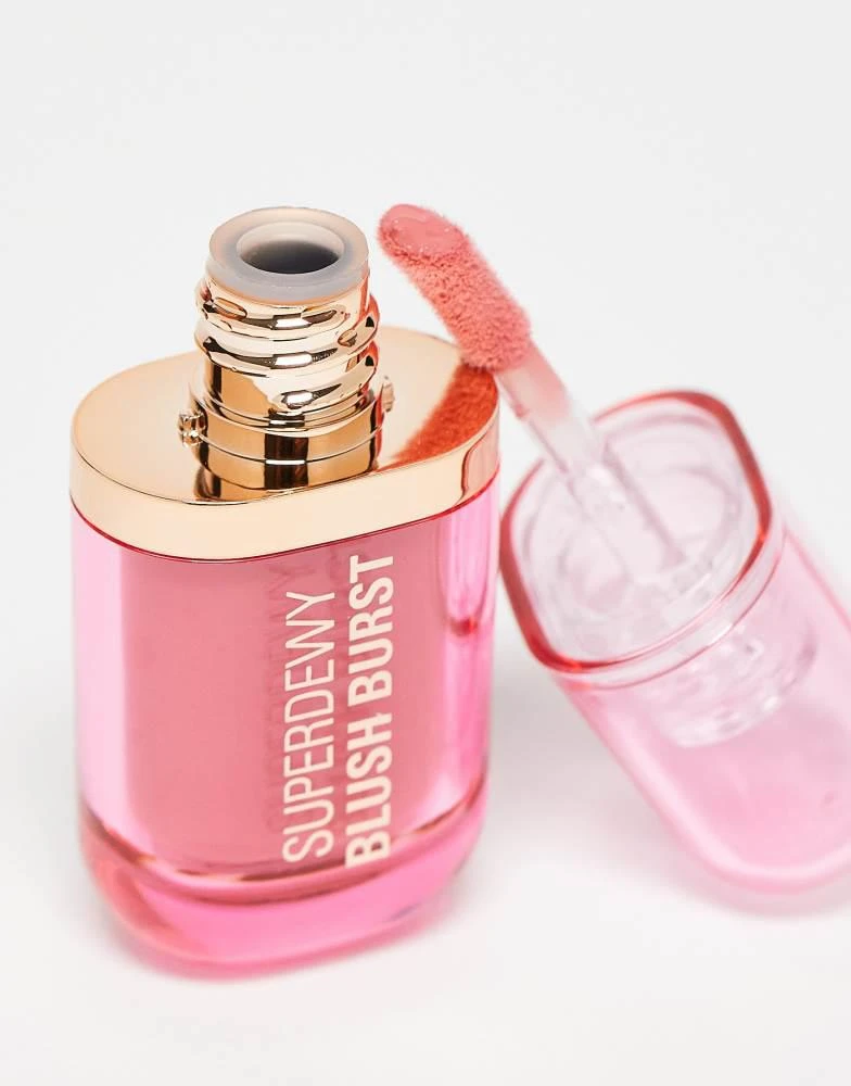 Revolution Revolution Superdewy Liquid Blush Burst Strawberry Milkshake 4