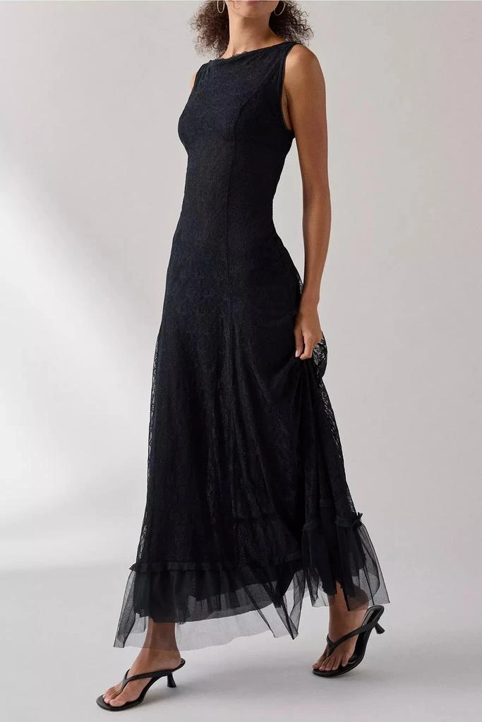 UO Like A Dream Reversible Sheer Lace Scoop Slip Maxi Dress UO Like A Dream Reversible Sheer Lace Scoop Slip Maxi Dress