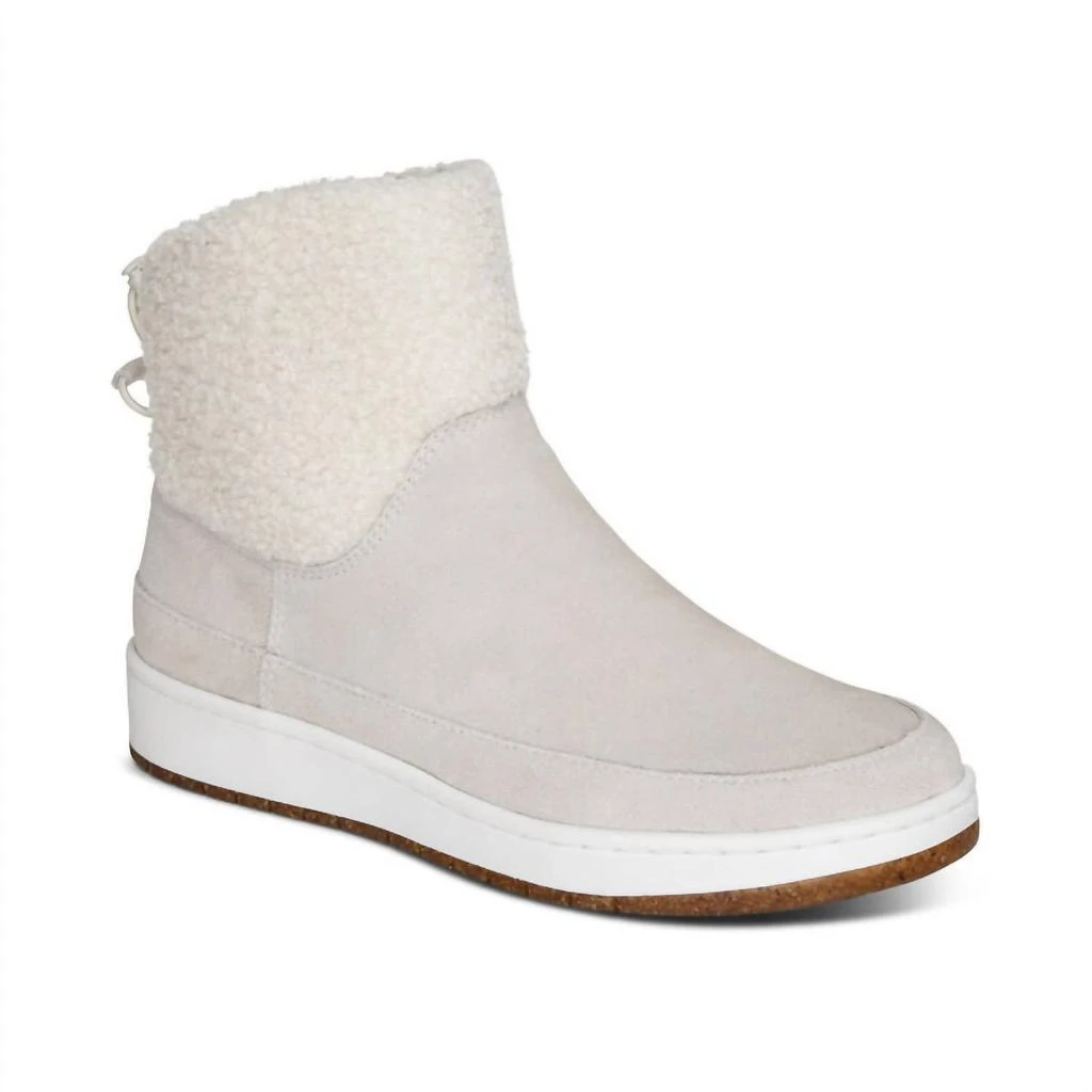 Aetrex Women's Winnie Winter Boot In Winter White 1