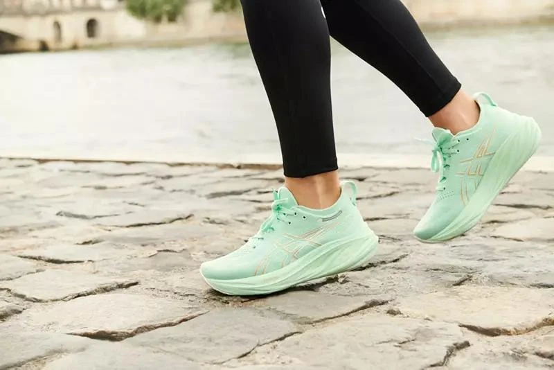Asics ASICS Women's GEL-Nimbus 26 Running Shoes 3
