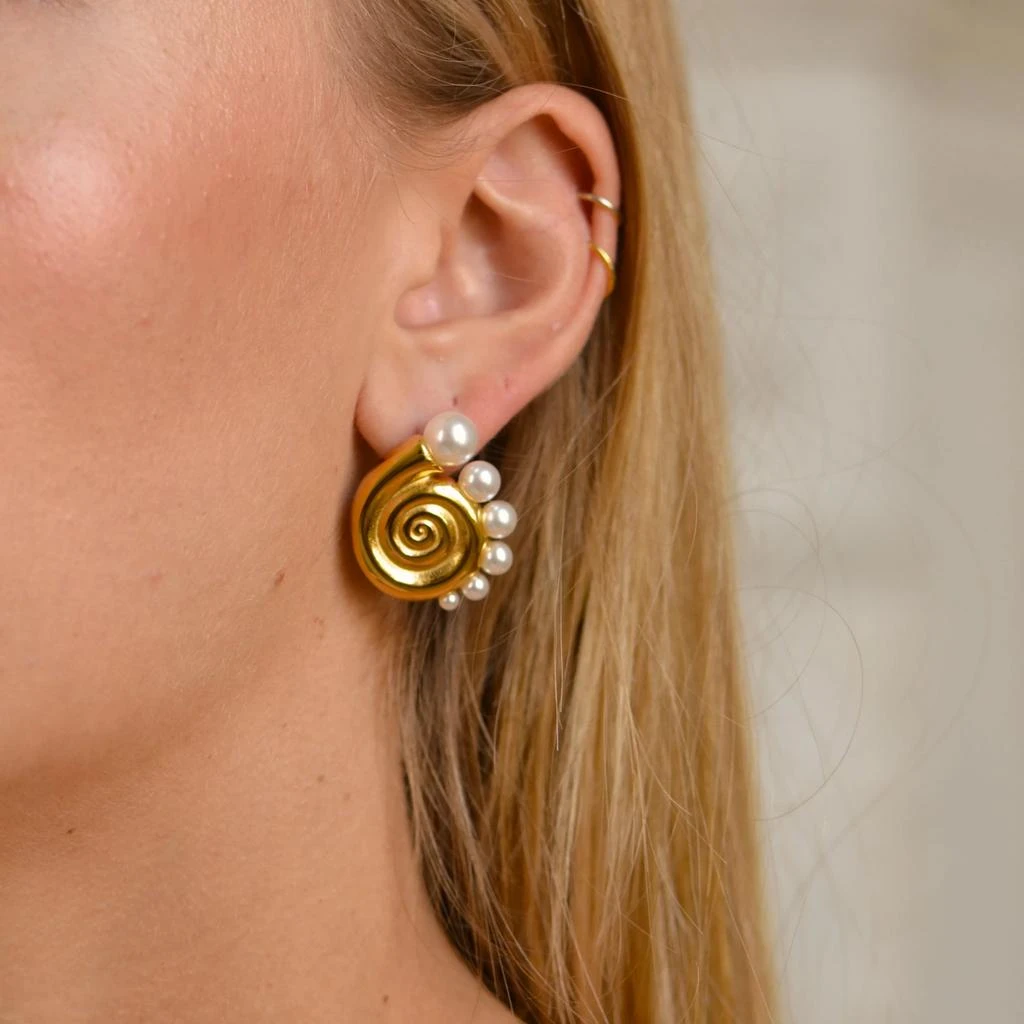 Too Romantic Jewelry Boucles D
Oreilles Venus