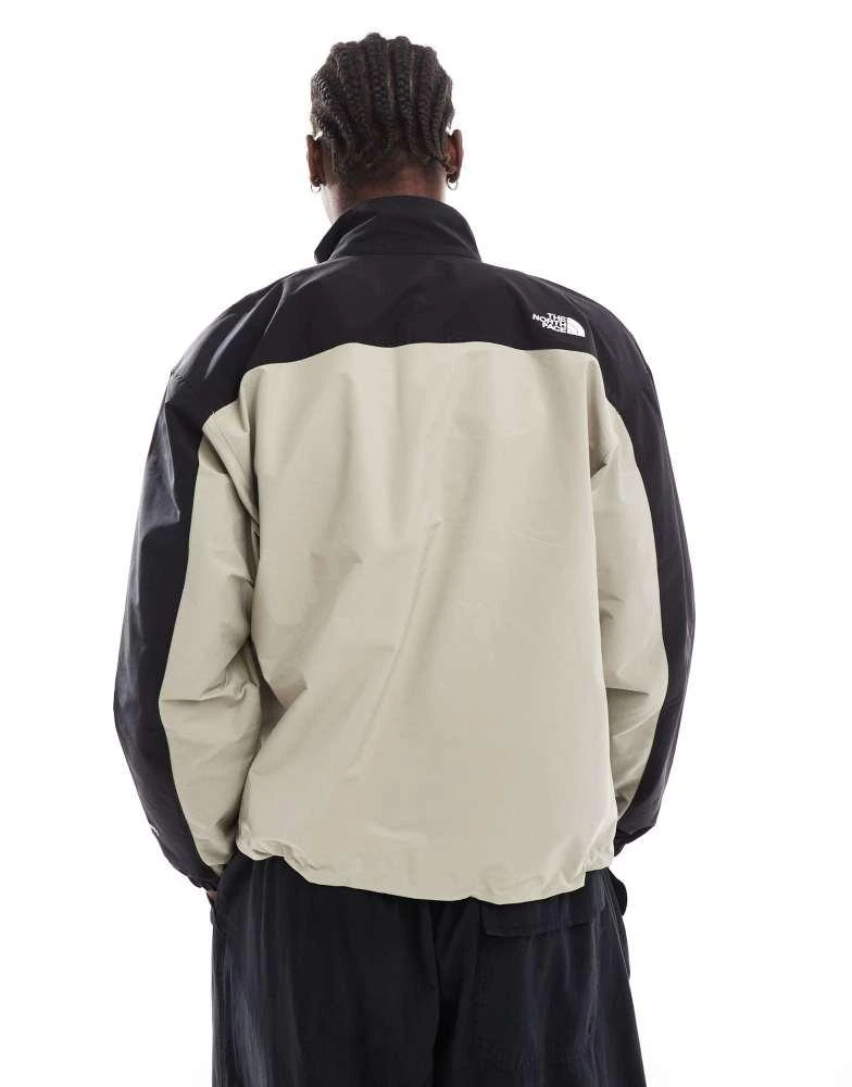 The North Face The North Face Easy Wind zip colourblock jacket in black 3