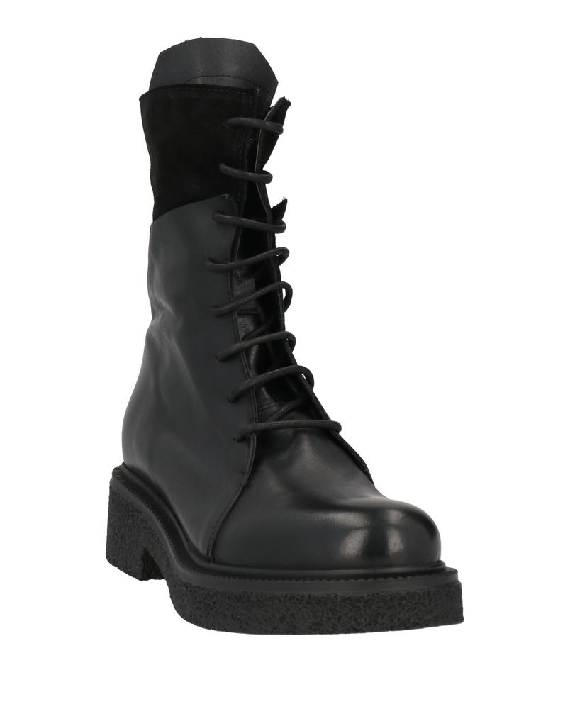 1725.A Ankle boot