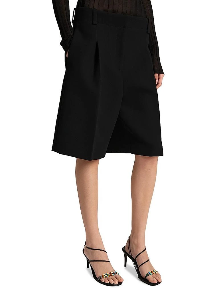 Khaite Laden Pleated Wide-Leg Shorts 4