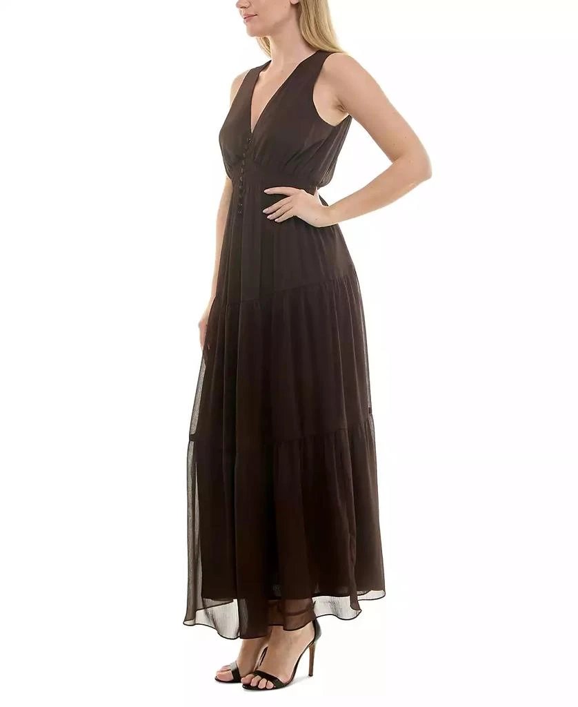 Shop Women's Sleeveless Chiffon Maxi Dress on Sale at BeyondStyle  Get 82%  Off Women's Sleeveless Chiffon Maxi Dress with Limited-Time Flash Deals,  Exclusive Discounts, and Special Offers. Enjoy Unbeatable Savings on