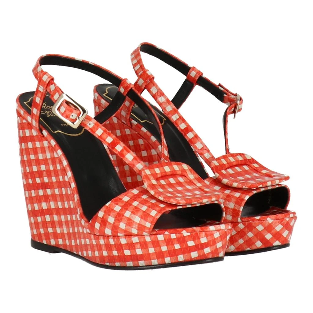 Roger Vivier Womens Amber Wedge 1