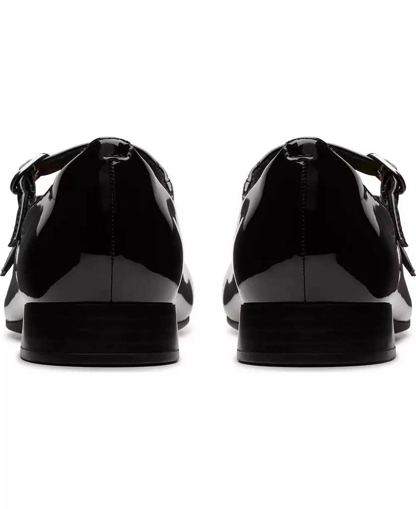 Clarks Collection Women
s Natalyn Lane Pointy Toe Shoes 3