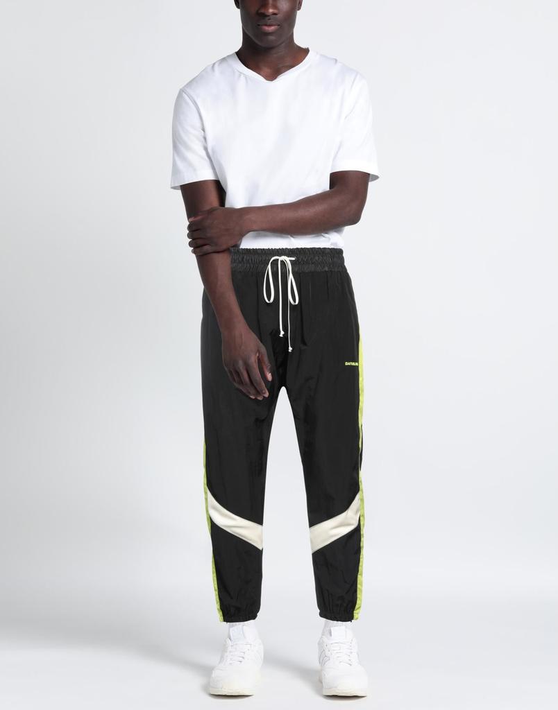 Daniel Patrick Casual pants