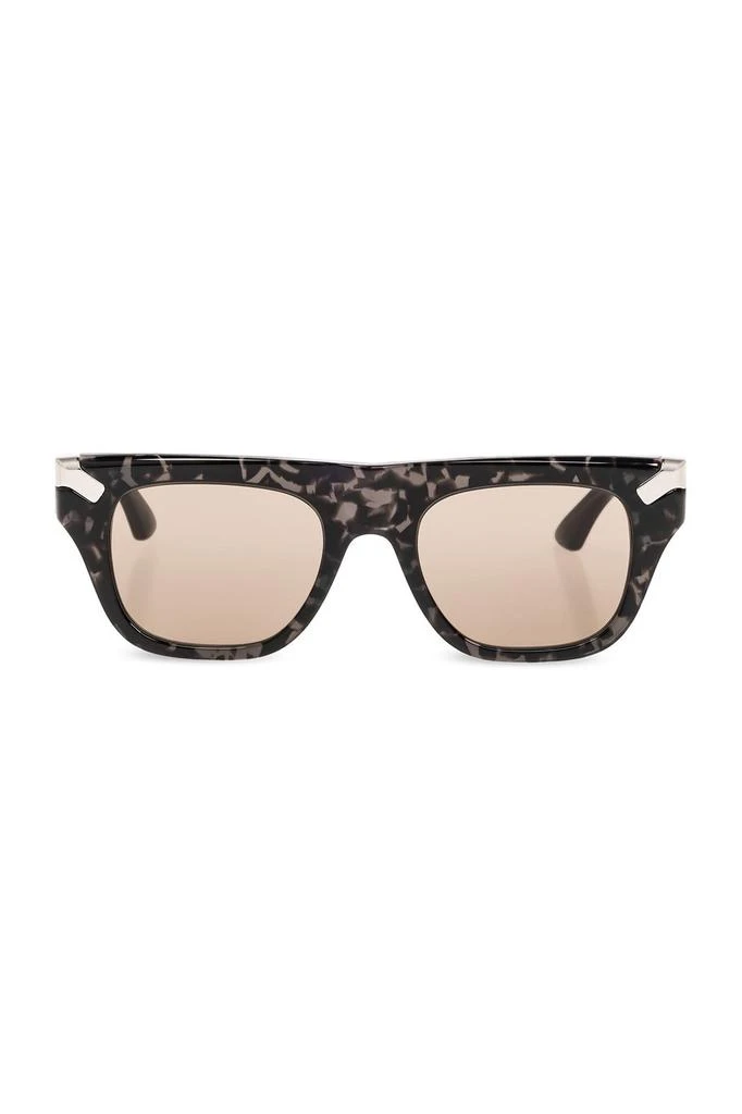 Alexander McQueen Alexander McQueen Logo Engraved Sunglasses 1