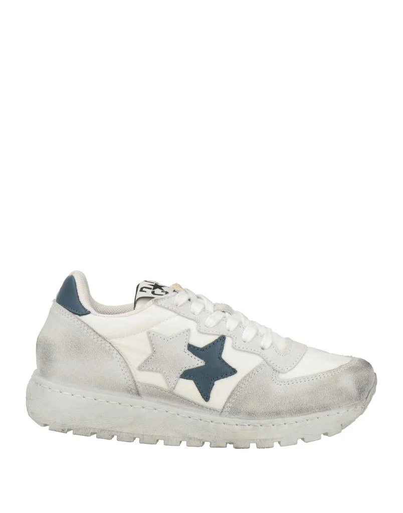 2STAR Sneakers