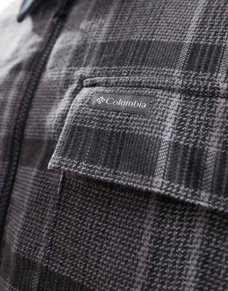 Columbia Columbia Pitchstone heavyweight shirt jacket in black 3